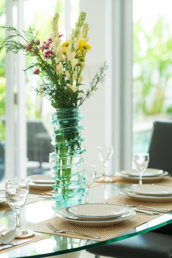 Villa Maya Seminyak Экстерьер фото